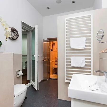 Strandschloss - Ferienwohnung Ocean One - Direkt Am * Binz