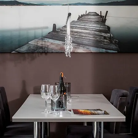 Strandschloss - Ferienwohnung Ocean One - Direkt Am Apartment